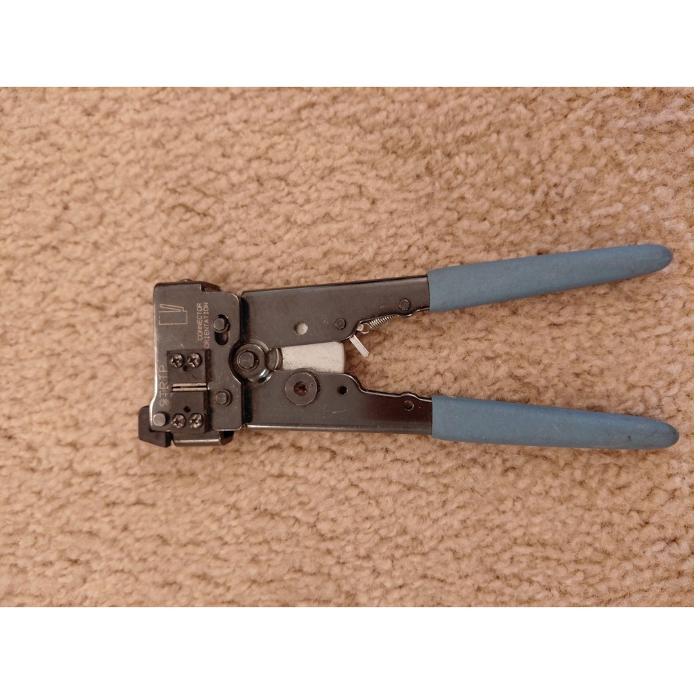 AMP 2-231652-0 Modular Plug Crimping hand tool